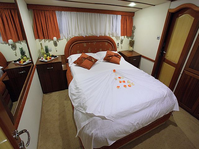 AURUM guest cabin