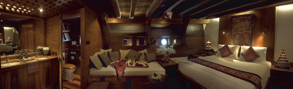 Accommodation aboard luxury yacht Silolona