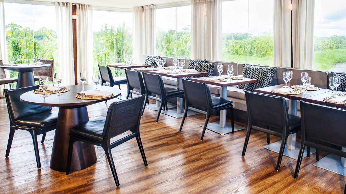 Aria Amazon Dining Room