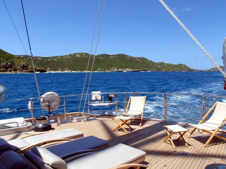 Baracuda Valletta - Deck