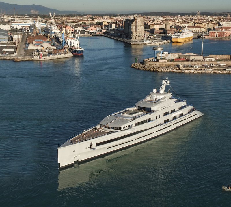 Benetti Superyacht FB277