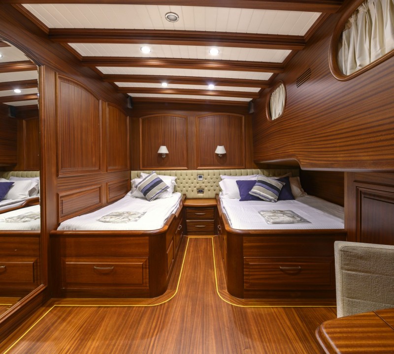 Twin cabin