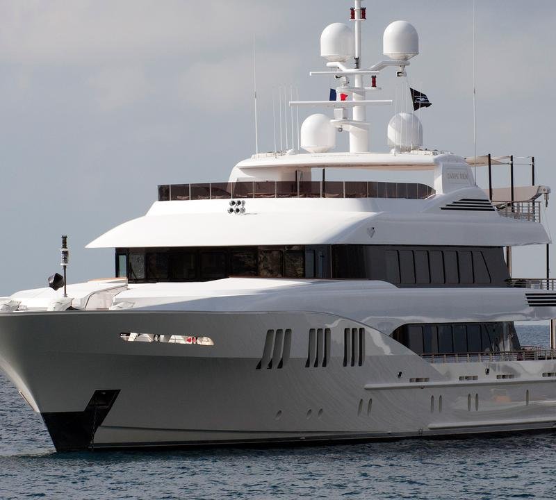 Carpe Diem - Exterior