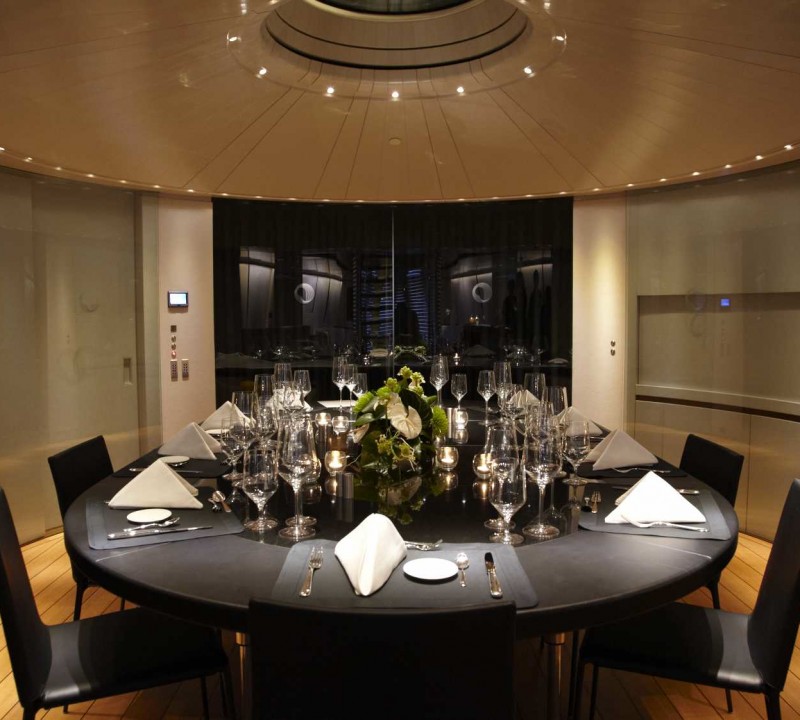 Charter Yacht Panthalassa - Dining Table