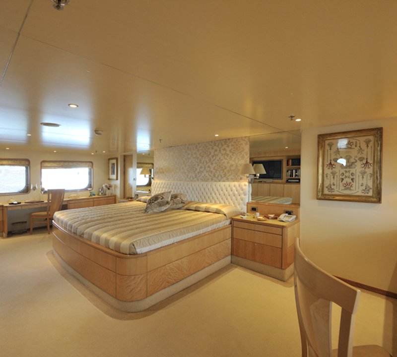 Darwin Cabin - Master
