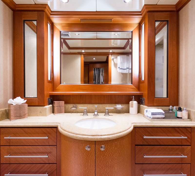 Double Cabin