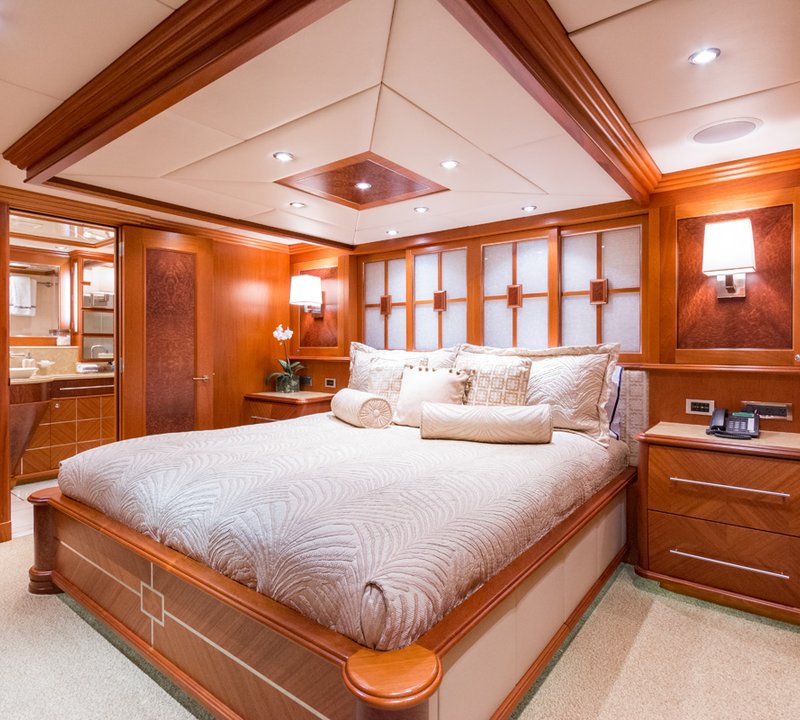 Double Cabin