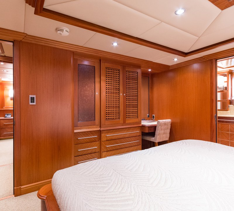 Double Cabin