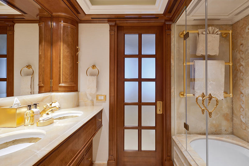 Ensuite