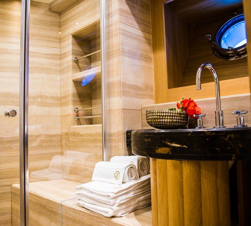 Ensuite With Shower