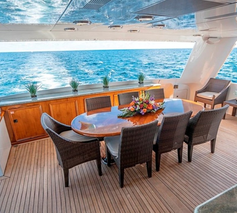 Exterior Dining Area