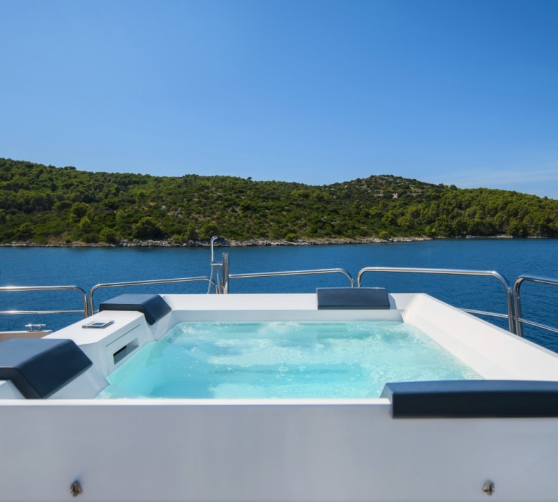 Exterior Sunbathing Area