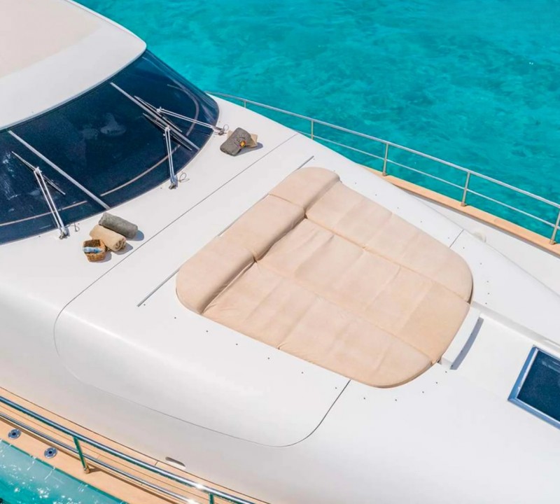 Foredeck Relaxation Area