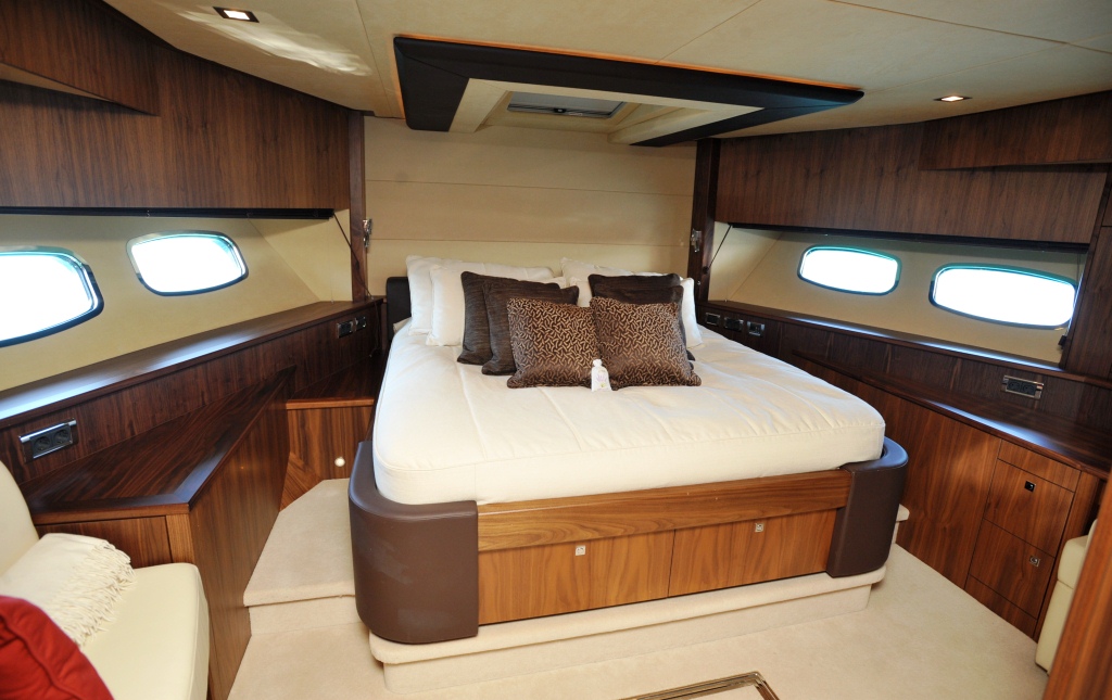 GATSBY -  VIP Cabin