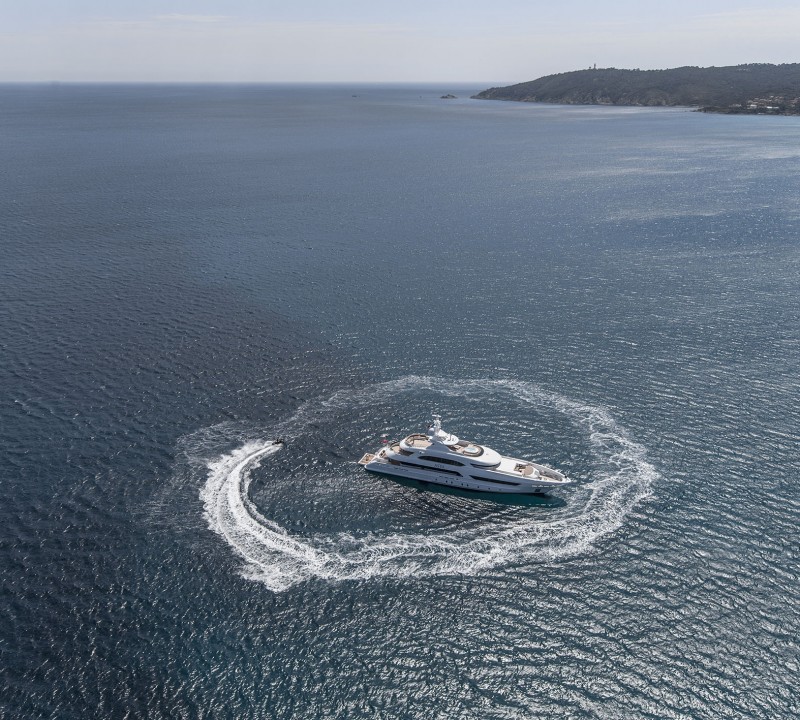 22/04/2015, Porquerolles Island (FRA,83), Heesen Yachts, M.Y. ASYA