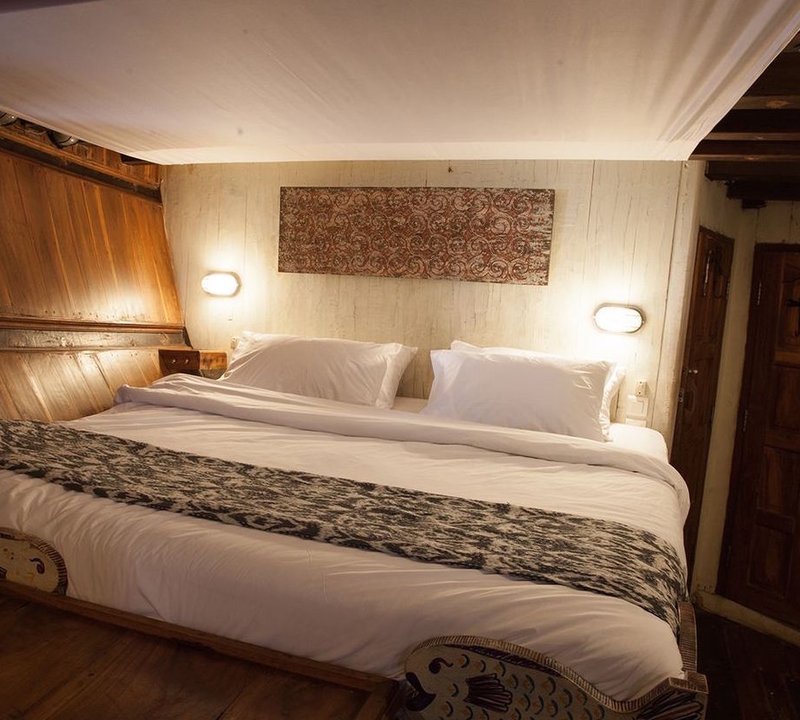 Guest Cabin 00009