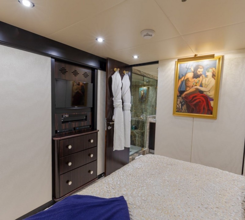 Guest Stateroom (10)