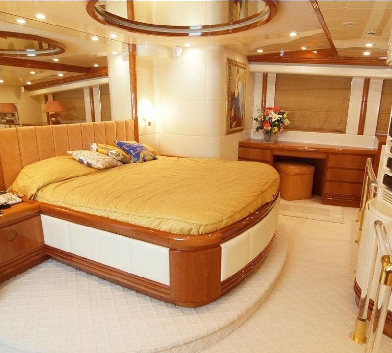 Guest Cabin