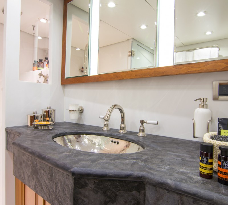 Guest Cabin Bathroom