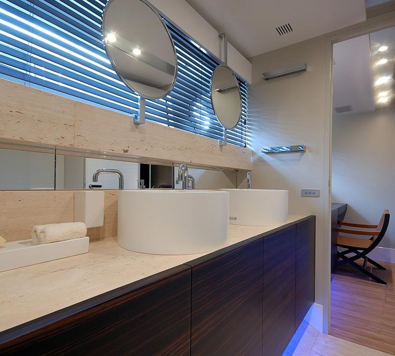 Guest Cabin Ensuite