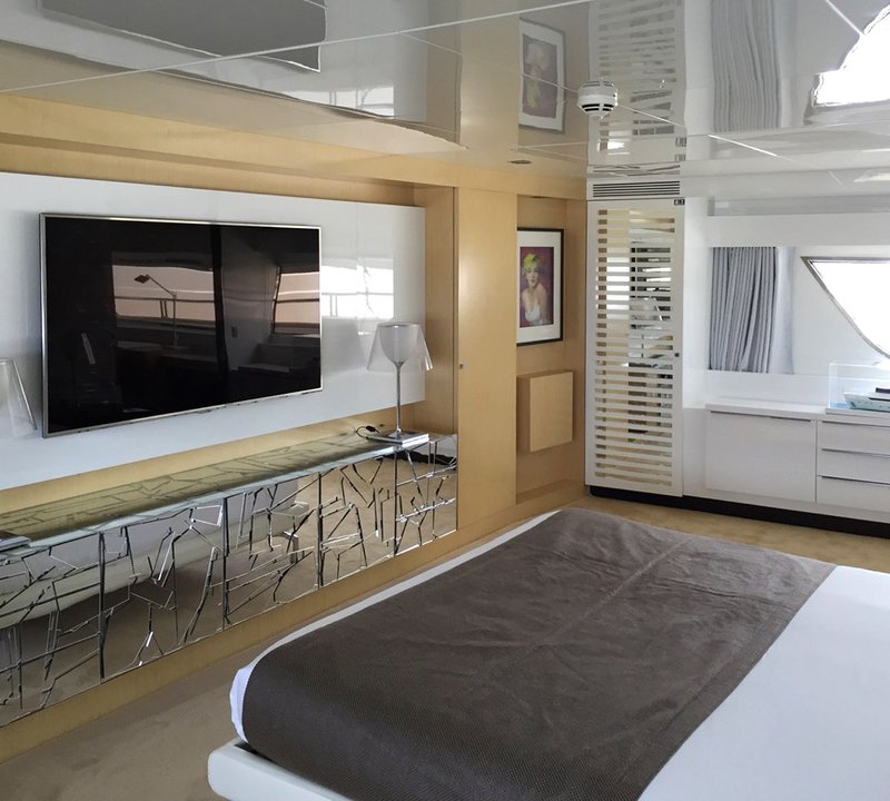 Guest Cabins