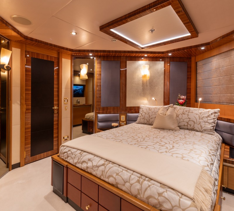 Double Cabin
