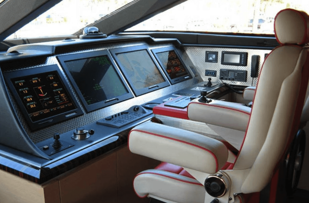 Helm Station
