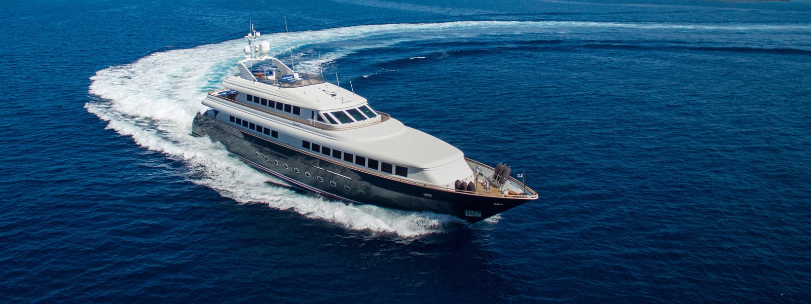 Intermarine 42m JAAN
