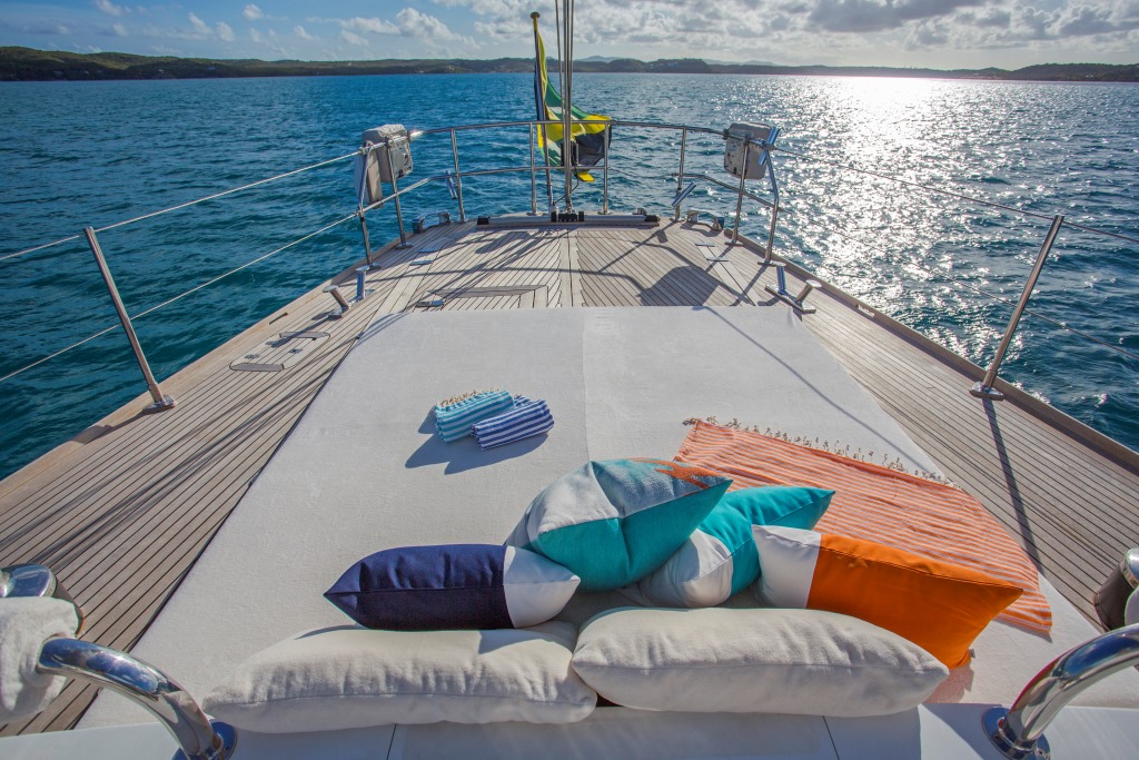 JUPITER Sailing Yacht - Aft sunpads