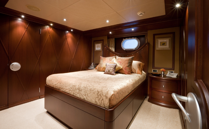 LAGNIAPPE Guest cabin