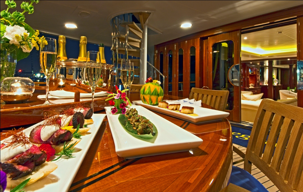 LEGEND - Main Deck Aft 3