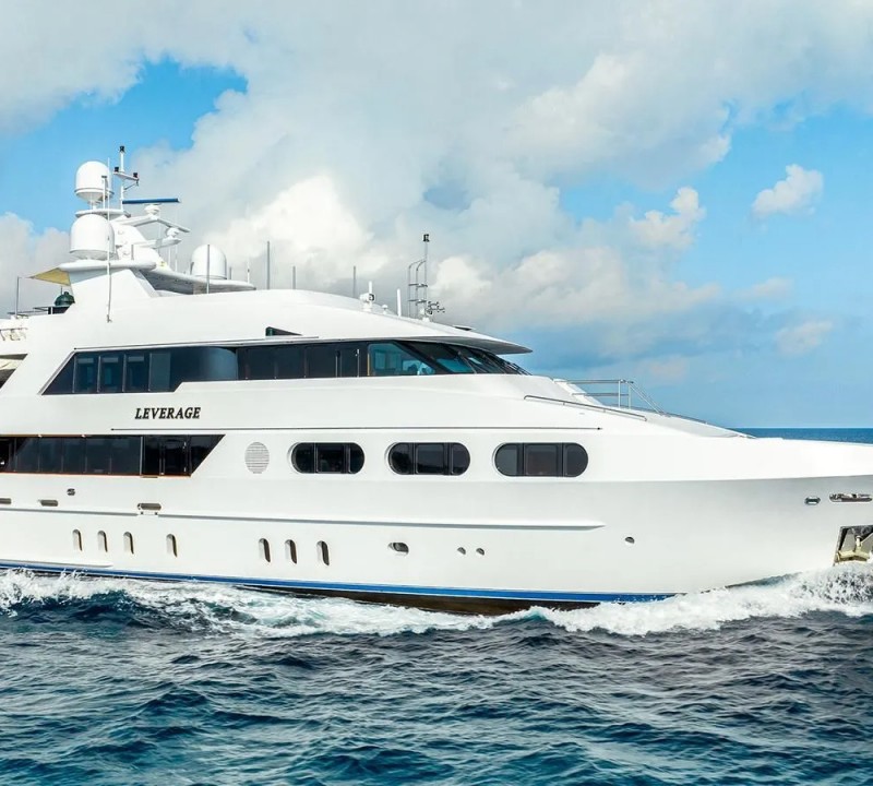LEVERAGE Yacht