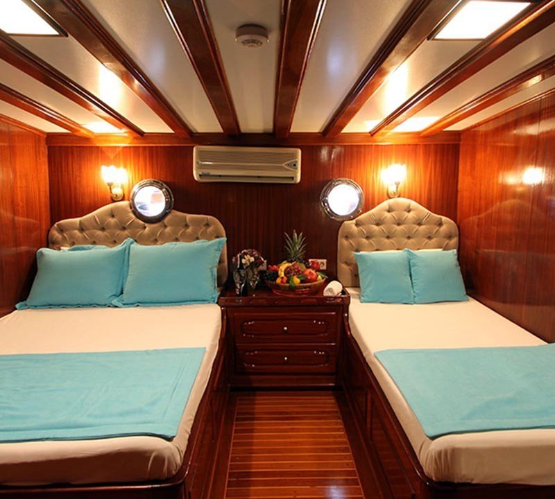 Twin Cabin