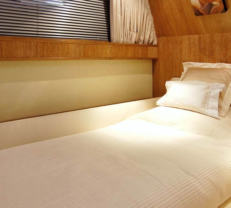 Twin Cabin
