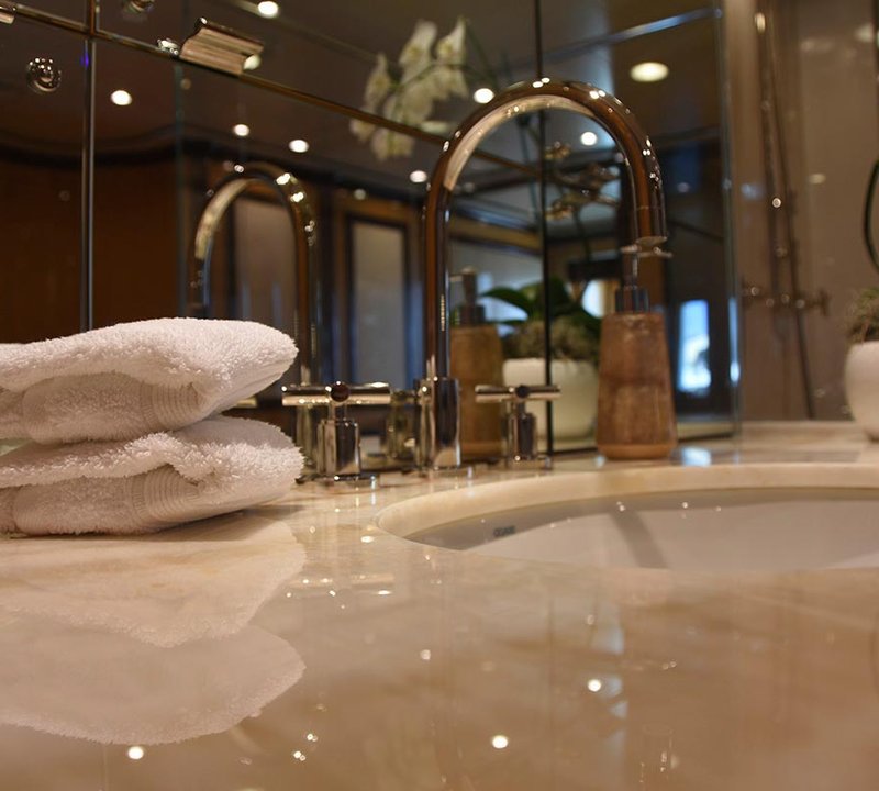 Guest Cabin Ensuite