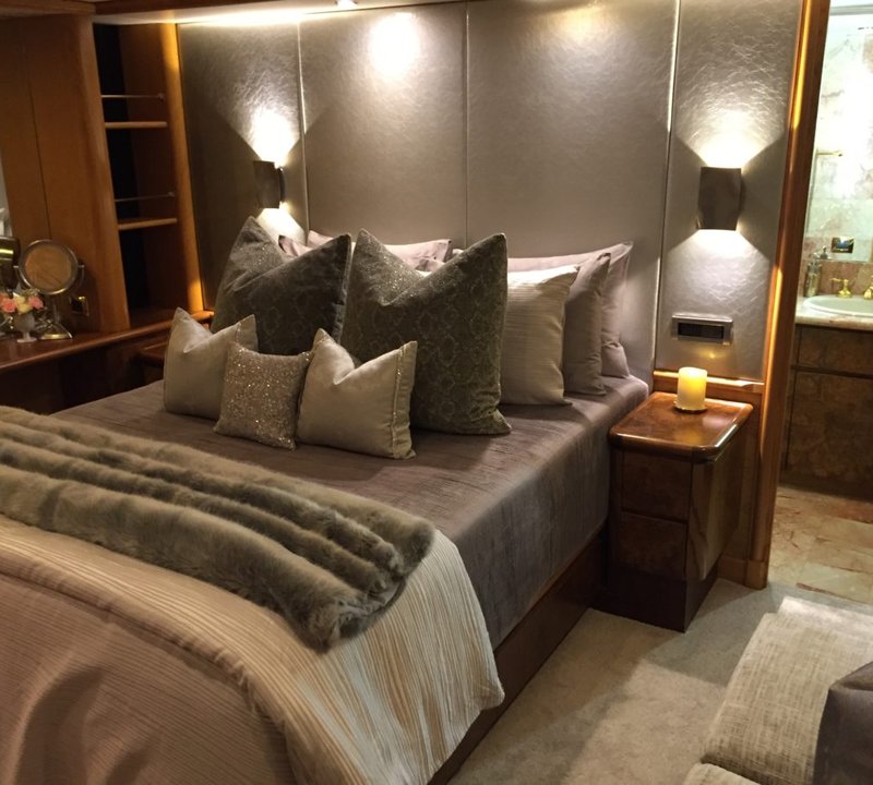 Double Cabin
