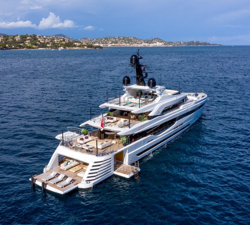 Lel Yacht Exterior Areas
