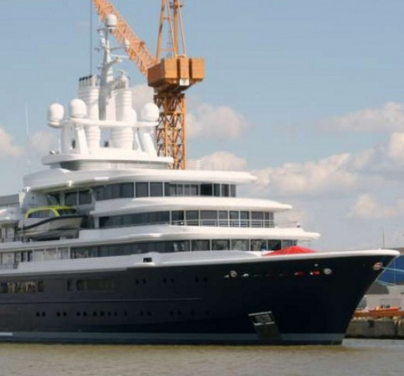 Luna - Superyacht