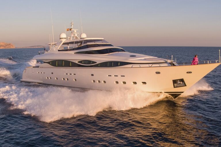 40M LUXURY SUPERYACHT