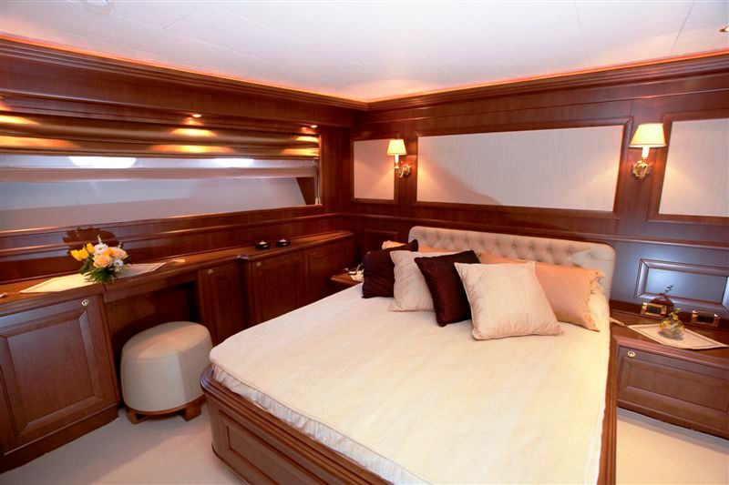 MARIA II of London - VIP Cabin