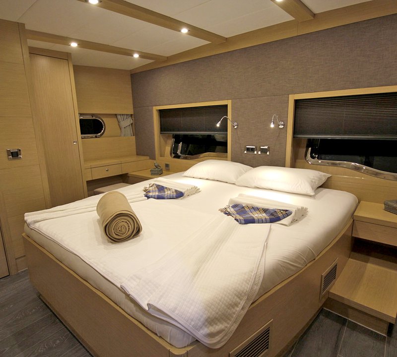 Guest double cabin