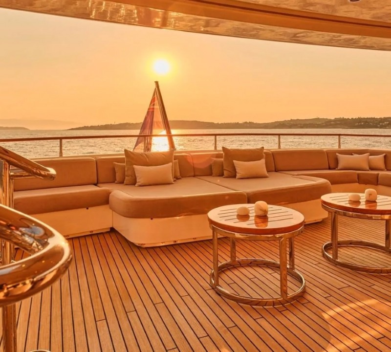 Exterior Relaxation Area