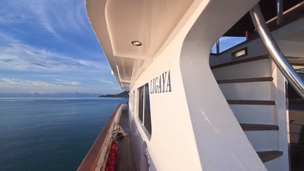 Side Deck