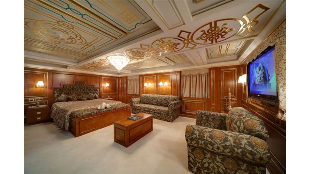 Spacious Double Cabin
