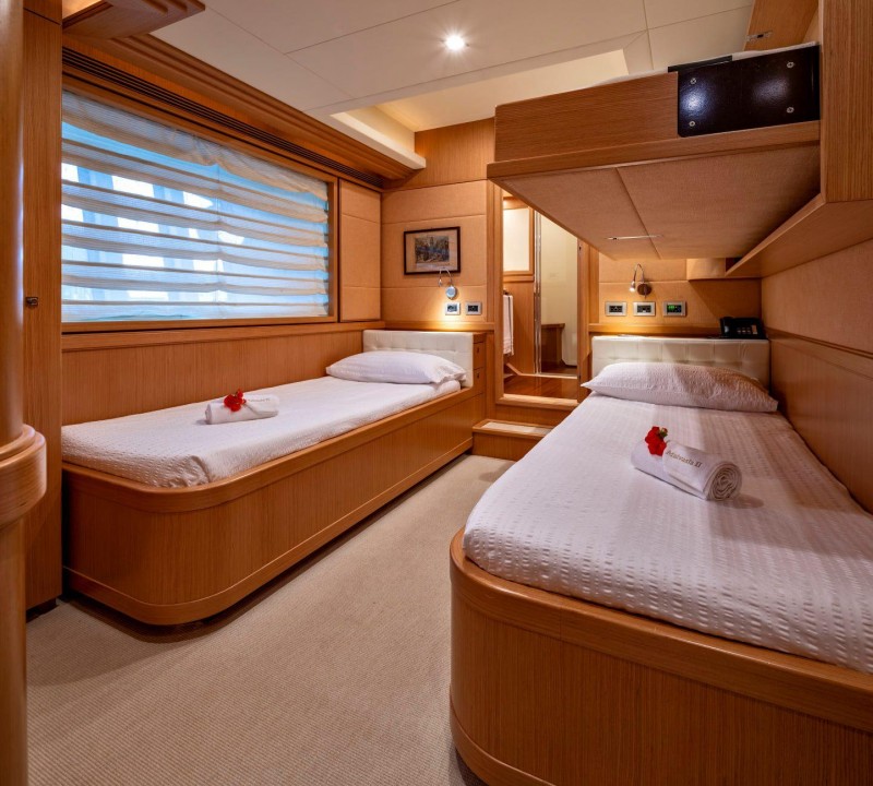Twin Cabin