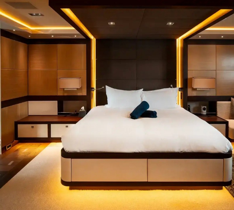 Vip Cabin