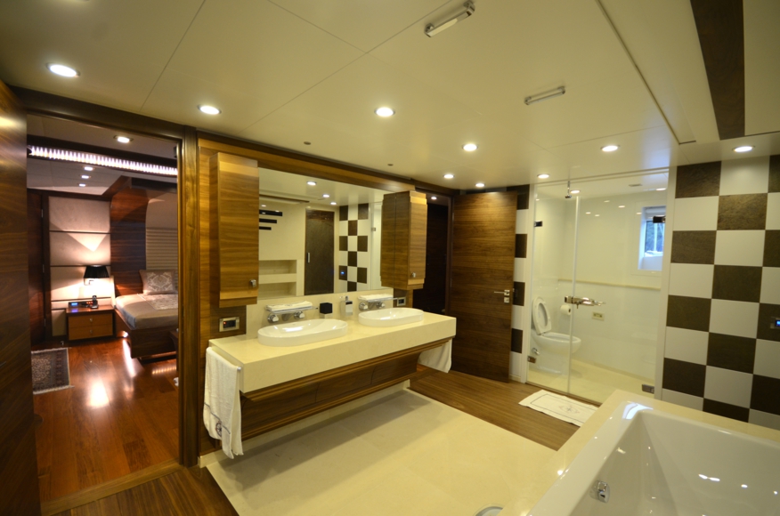Ensuite