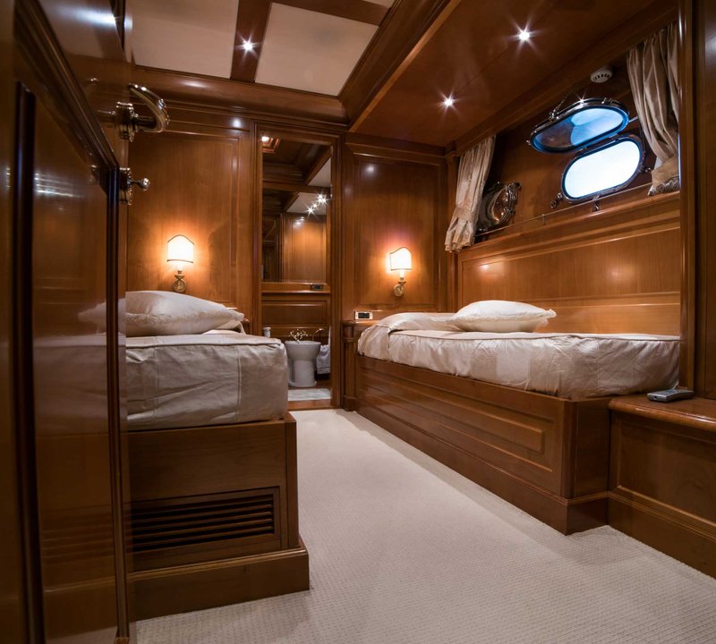 Twin Cabin