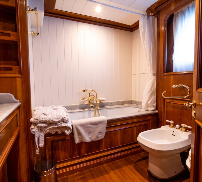 Master Ensuite