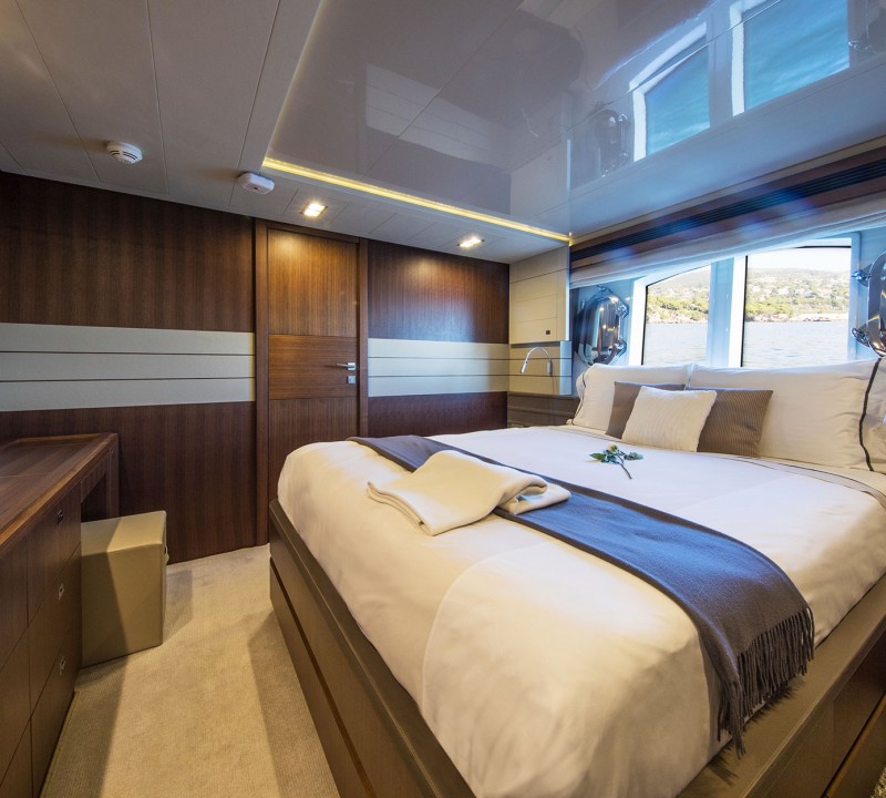 Double Cabin